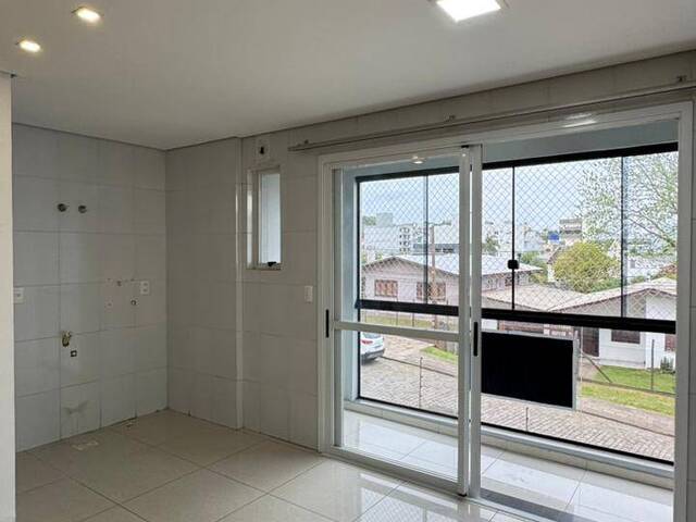 Apartamento para Venda em Caxias do Sul - 3
