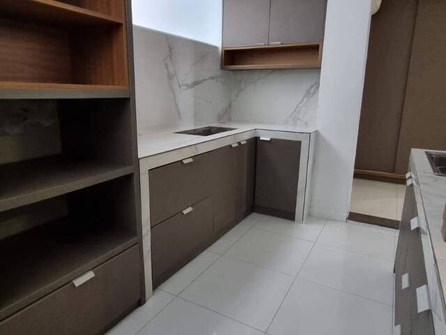 Apartamento para Venda em Caxias do Sul - 4