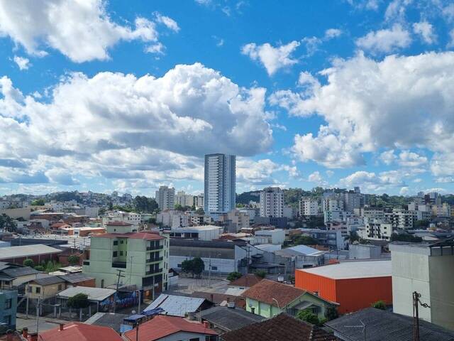 Apartamento para Venda em Caxias do Sul - 5