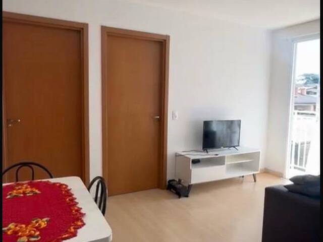 Apartamento para Venda em Caxias do Sul - 2