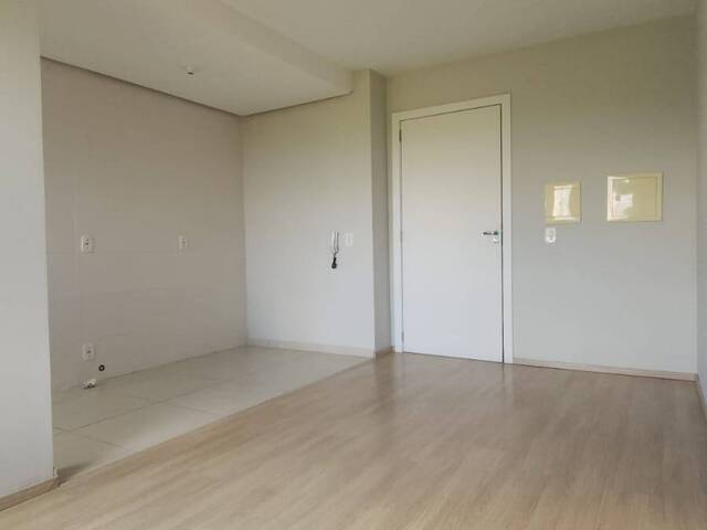 Apartamento para Venda em Caxias do Sul - 2