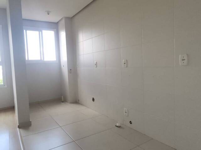 Apartamento para Venda em Caxias do Sul - 3
