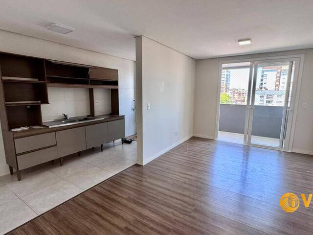 Apartamento para Venda em Caxias do Sul - 2