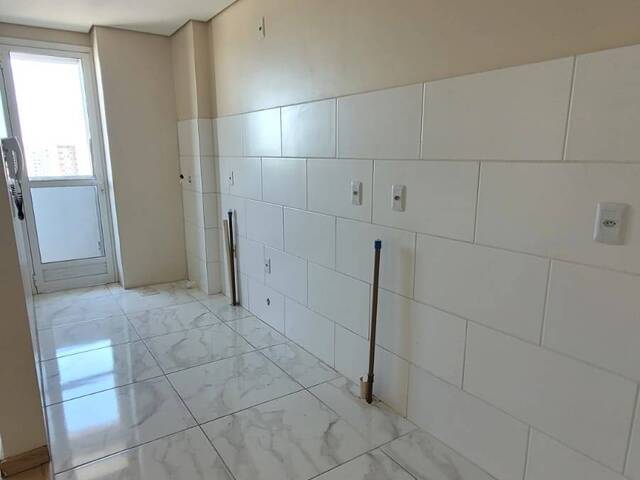 Apartamento para Venda em Caxias do Sul - 5