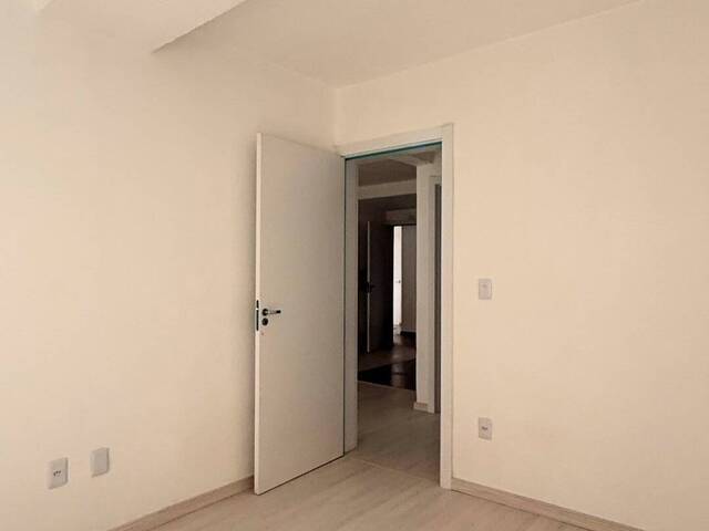 Apartamento para Venda em Caxias do Sul - 5