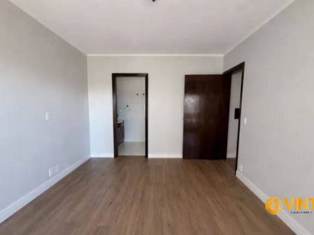 Apartamento para Venda em Caxias do Sul - 5