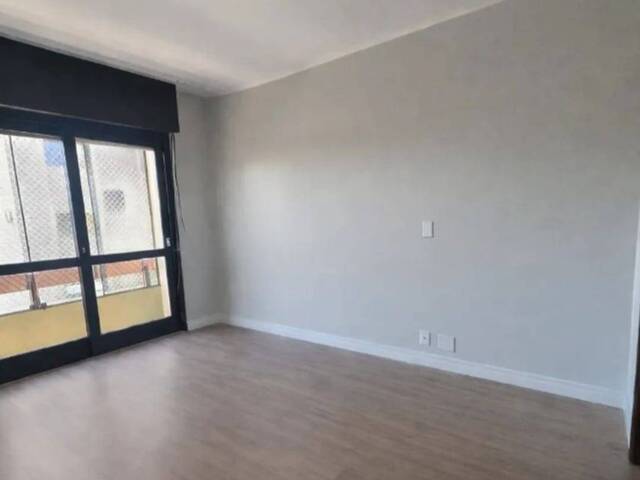 Apartamento para Venda em Caxias do Sul - 4