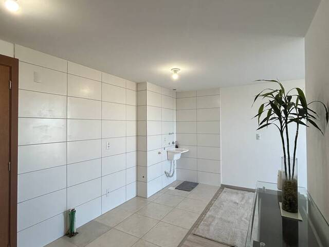 Apartamento para Venda em Caxias do Sul - 3