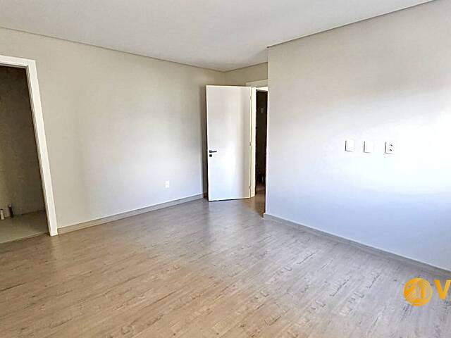 Apartamento para Venda em Caxias do Sul - 5