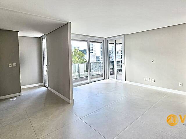 #230 - Apartamento para Venda em Caxias do Sul - RS