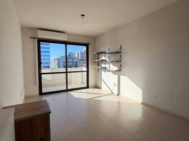 Apartamento para Venda em Caxias do Sul - 4