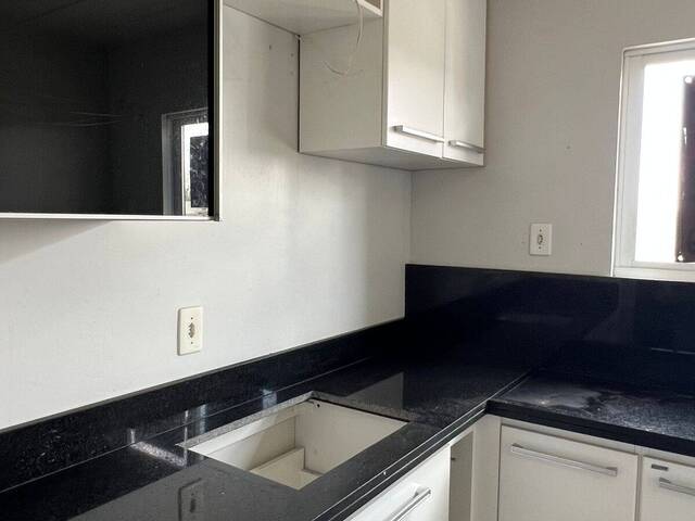 #242 - Apartamento para Venda em Caxias do Sul - RS