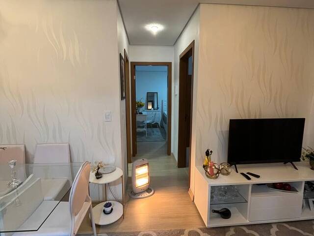 Apartamento para Venda em Caxias do Sul - 4