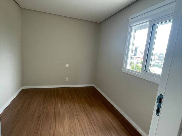 Apartamento para Venda em Caxias do Sul - 5
