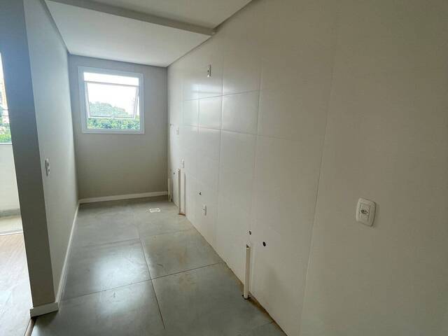 Apartamento para Venda em Caxias do Sul - 4