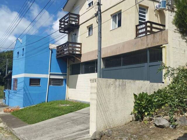 #270 - Casa para Venda em Caxias do Sul - RS
