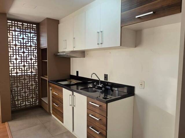 #271 - Apartamento para Venda em Caxias do Sul - RS