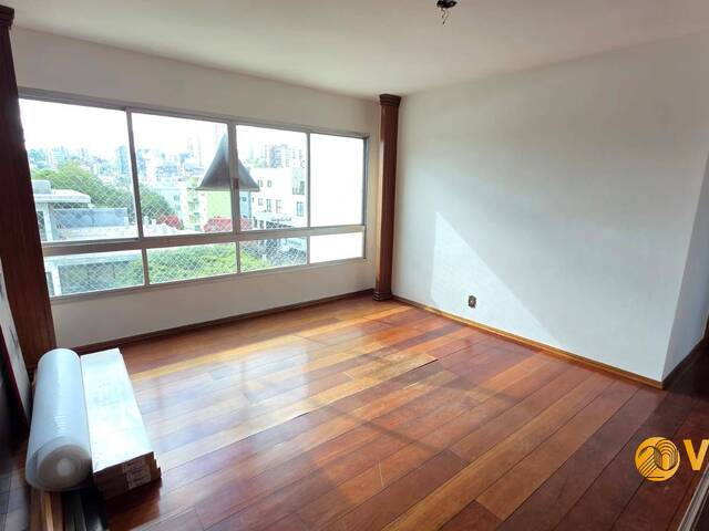 Apartamento para Venda em Caxias do Sul - 2